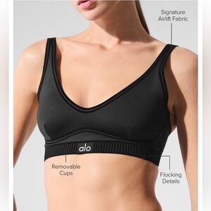 ALO Airlift Line Up Mirage Bra Black NWT M (FIT0044)